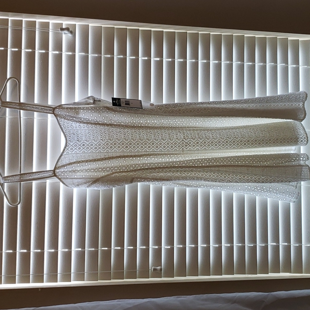 Ralphen Lauren dress. White. Size 6